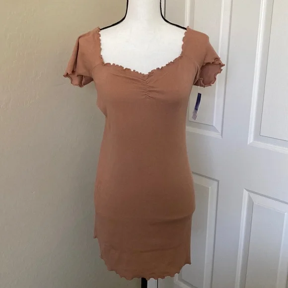 Abound | Dresses | Nordstrom Abound Knit Bodycon Lettuce Edge Dress Sz S Nwt | Poshmark Abound | Dresses | Nordstrom Abound Knit Bodycon Lettuce Edge Dress Sz S Nwt | Poshmark